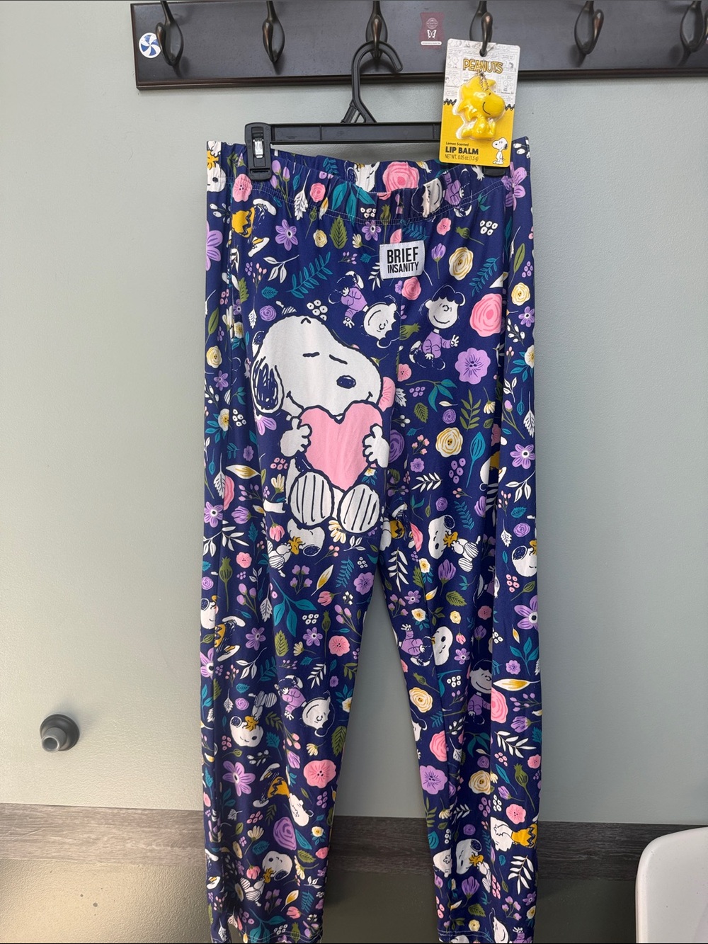 Snoopy Set=Lounge pant SzL+Woodstock lip balm NIP